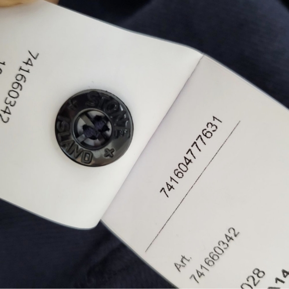 Stone Island Junior (14 yrs) logo patch bomberjacket EUC - Picture 7 of 7